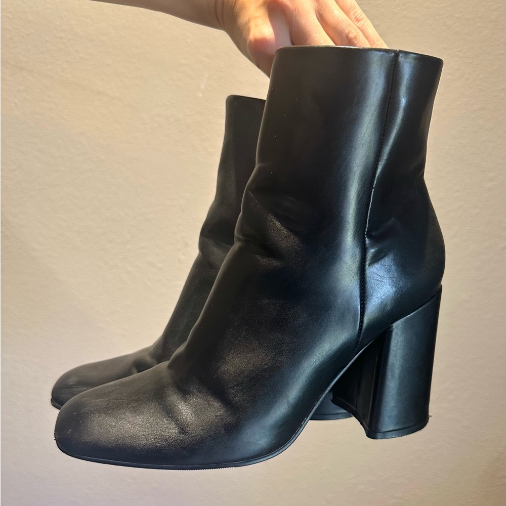 Black Leather Ankle Boots size 8